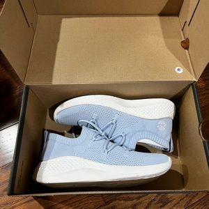 Timberland Flyroam Go Size 7.5 Womens Oxford Blue Knit Sneakers New in Box